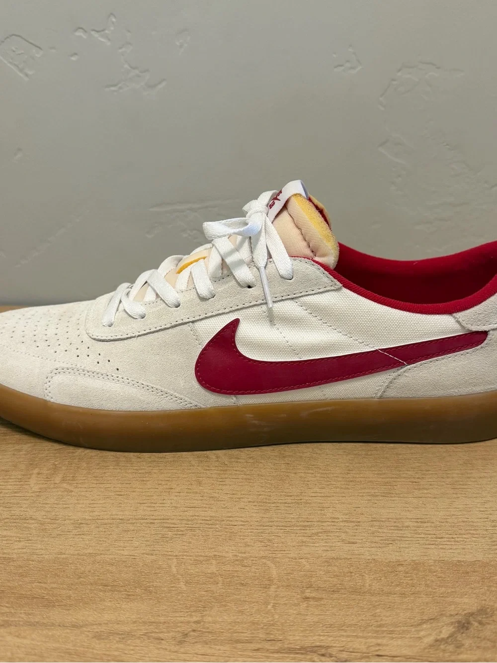 Nike SB Heritage Vulc White Red Gum Skate Shoes NWOT Men's Size 13 CD5010-100